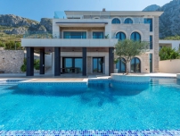  Exclusive villa with swimming pool to rent or for sale in Montenegrin coast 