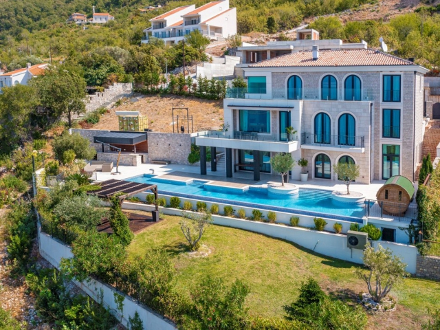  Exclusive villa with swimming pool to rent or for sale in Montenegrin coast 