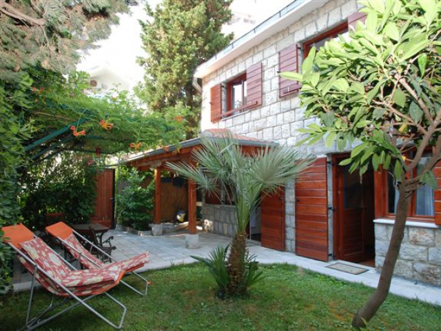  Holiday Rental villa in Becici